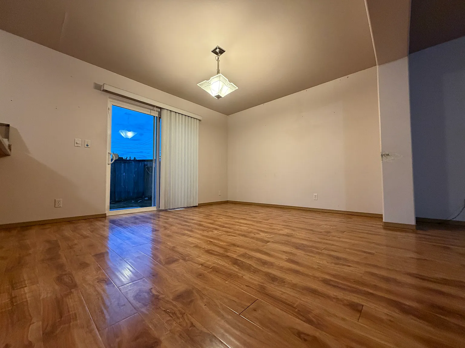 3 bed, 2.5 bath, 1600 sqft, $2,945 — Photo 4