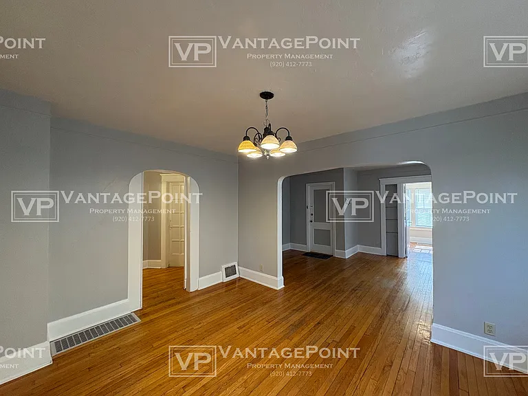 330 S Quincy St #1 — Photo 5