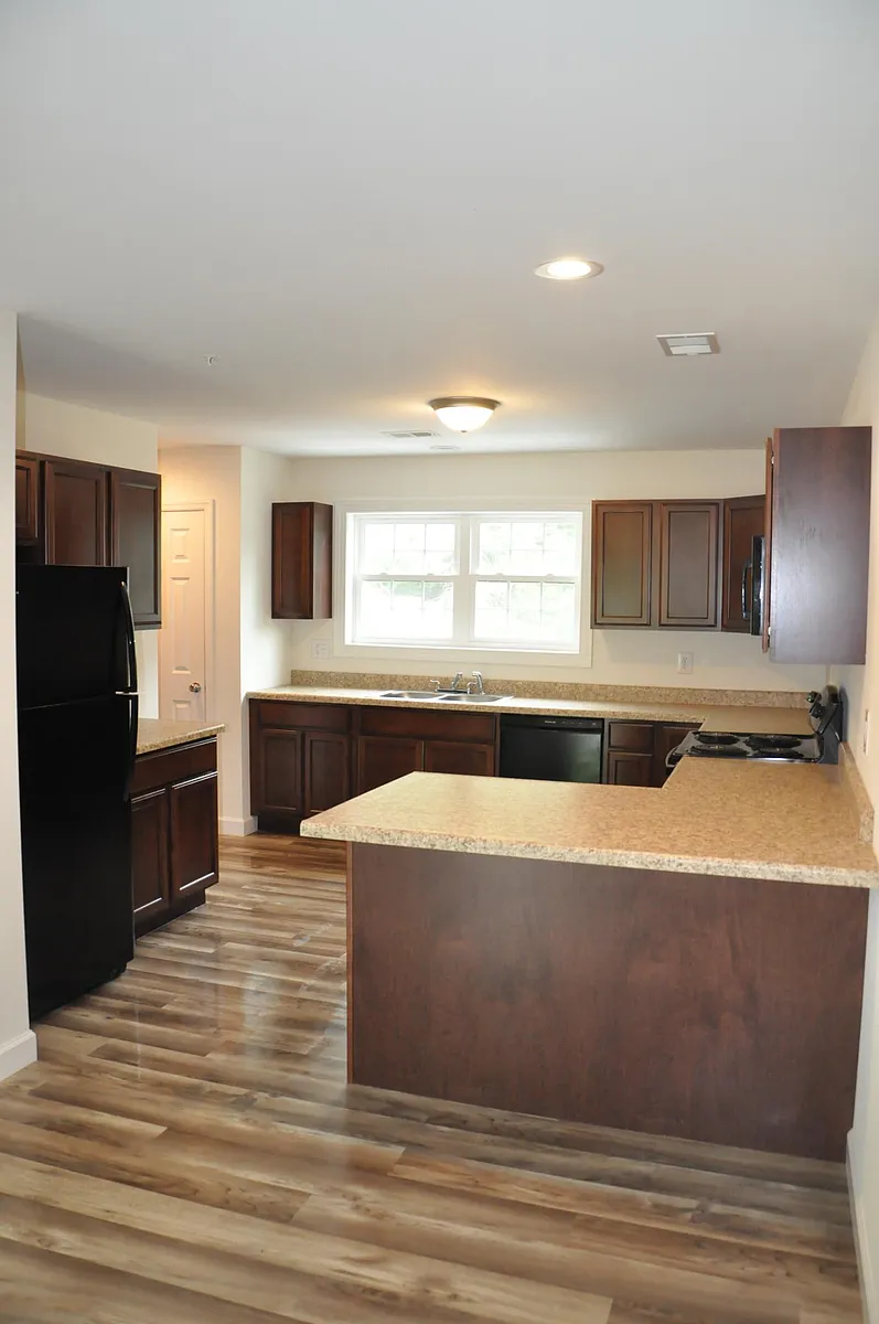 Building Photo - 22 Cattail Cir