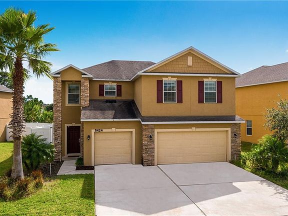 3rd image of 5424 NW Wisk Fern Cir