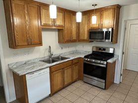 805 N Washington St, Pilot Pt, TX