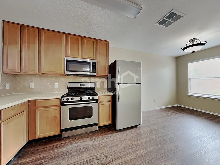 18798 Prairie Larkspur Dr — Photo 3
