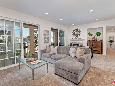 12975 Agustin Pl APT 338, Playa Vista, CA, 90094