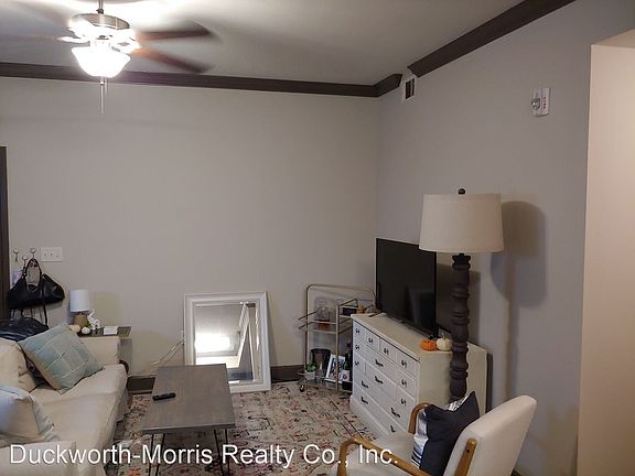 2nd image of 712 12th St #202