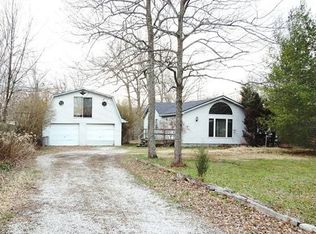 987 Hensley Rd, Shepherdsville, KY 40165