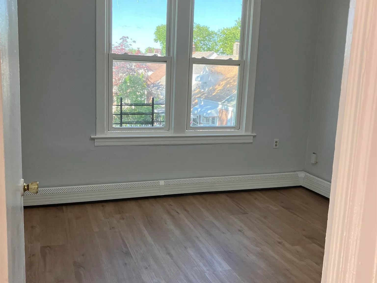 2 bed, 1.0 bath, 1100 sqft, $1,750 — Photo 3