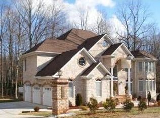 15259 Dumfries Rd, Manassas, VA 20112