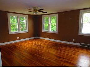 5th image of 930 Heck Dr