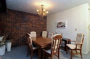 3rd image of 128 W Wimbolton Dr