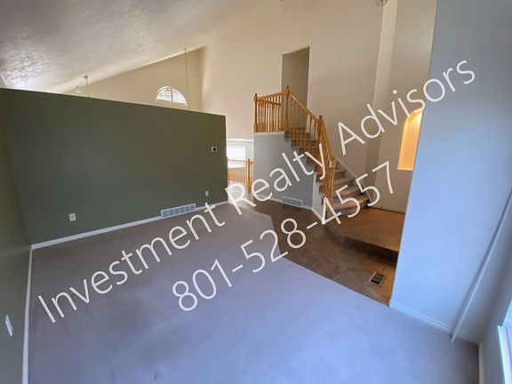 3rd image of 1752 N 2520th St W