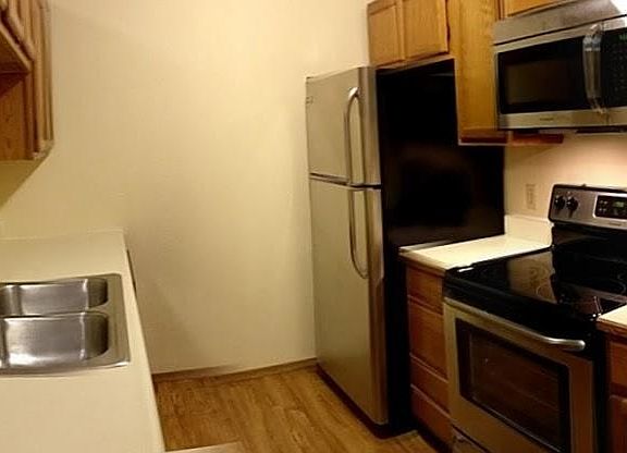 5th image of 2031 Palm Dr