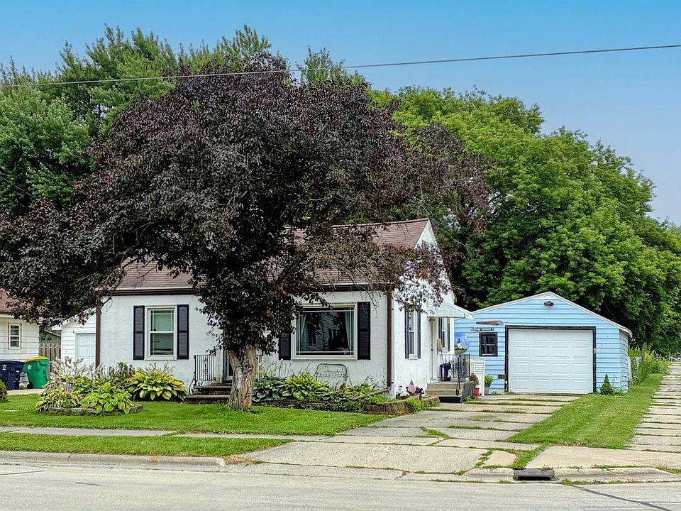 1st image of 1437 14th Ave