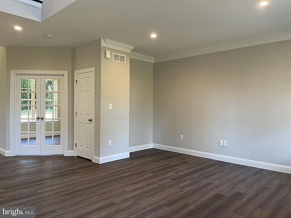 4th image of 1600 Lower State Rd