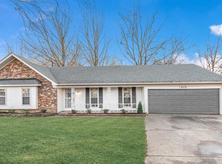 6119 Shade Tree Dr, Bartlett, TN 38134