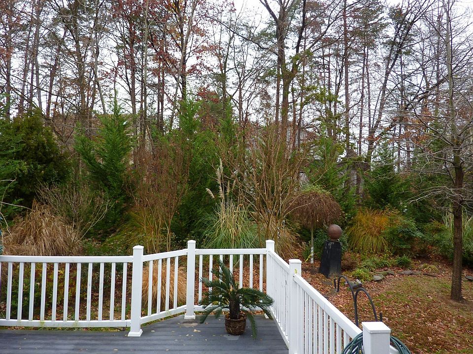 2nd image of 10200 Glen Chase Ct