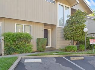 8111 Briar Ridge Ln, Citrus Heights, CA 95610