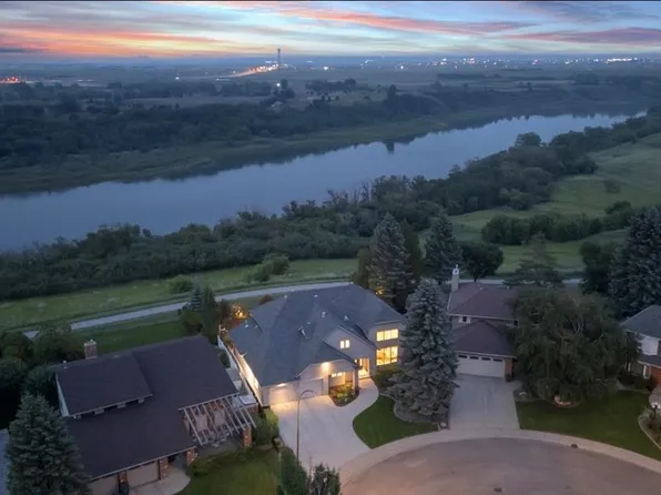 323 Mallin CRESCENT, Saskatoon, SK S7K 7X2