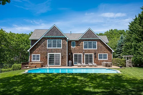 12 Balcomie Ln Photo 1