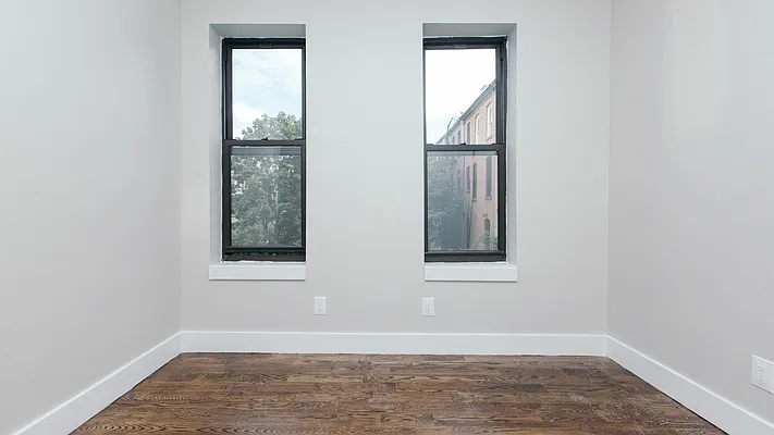 Rented by Nooklyn NYC LLC | media 18