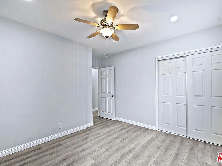 183 W Elmwood Ave #D — Photo 13