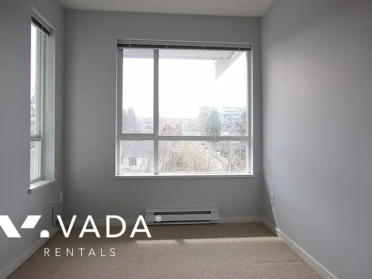 3651 Foster Ave #402 — Photo 12