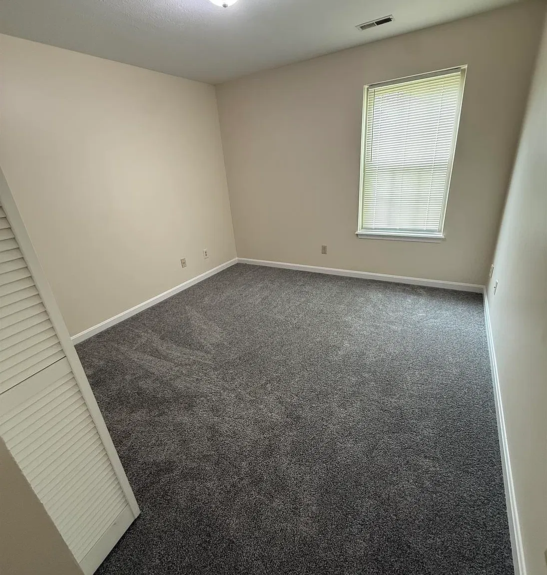 2 bed, $975 — Photo 4