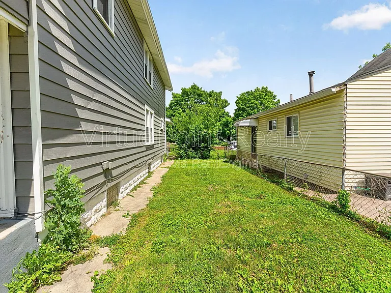329 S Wayne Ave — Photo 18