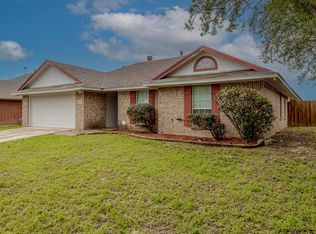 405 Harvest Hill Ln, Venus, TX 76084