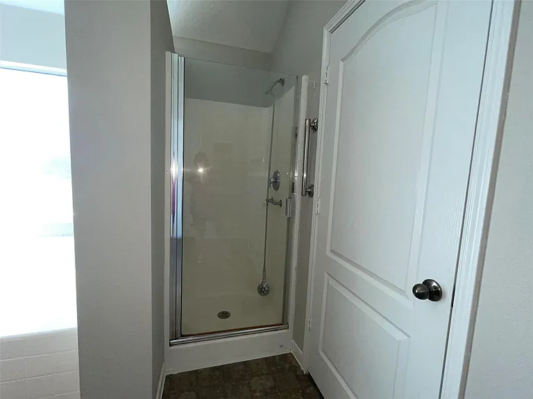 25011 Emporia Point Ct — Photo 18