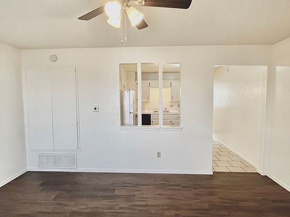 5th image of 1901 E Lindsey St APT 25A
