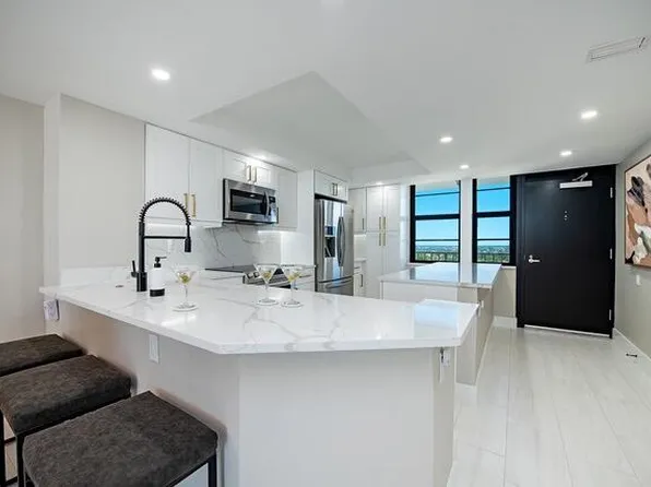 380 Seaview Ct APT 1704, Marco Island, FL 34145