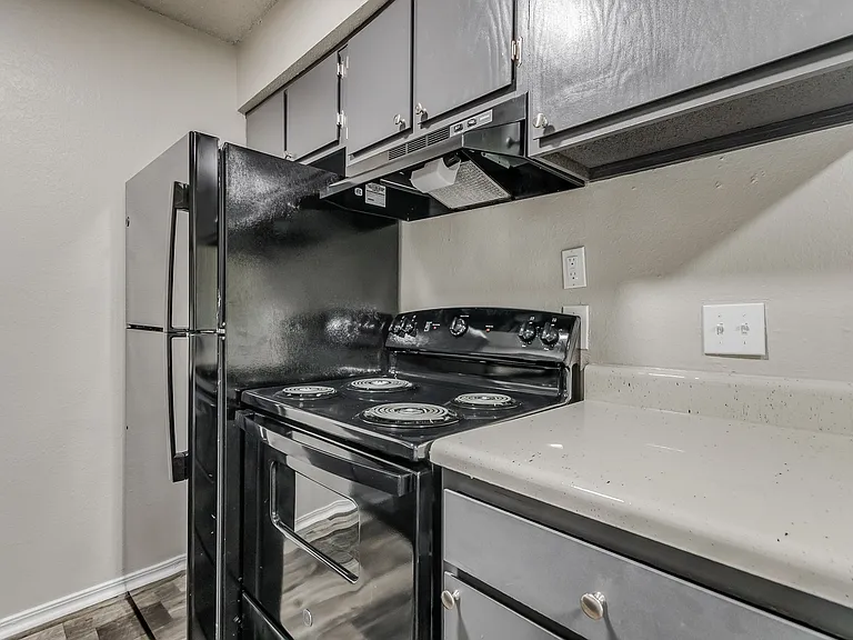 Riverpark - Kitchen
