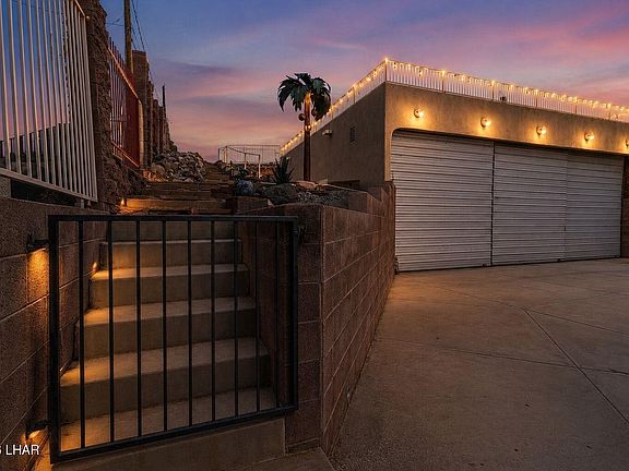2nd image of 3681 Oro Grande Blvd