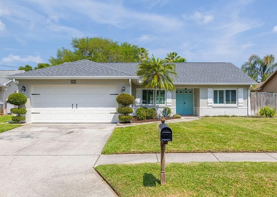 1st image of 2162 Cypress Point Dr N