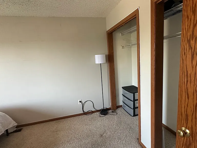 1156 Mormon Trek Blvd — Photo 9