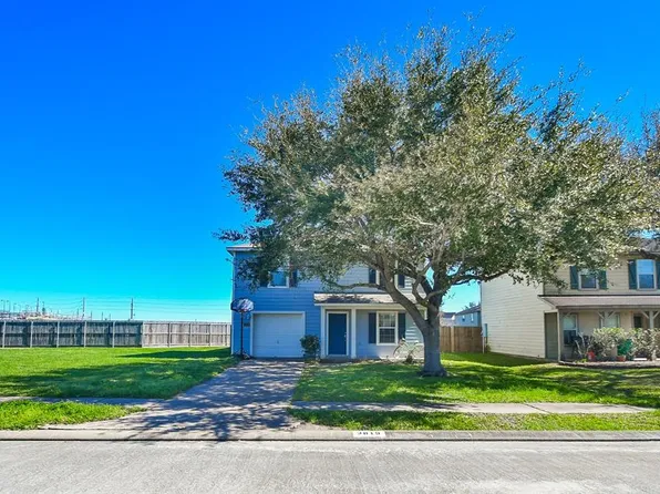 3819 Middlecrest Ln, Richmond, TX 77469