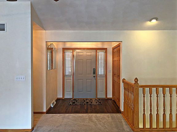 3rd image of 449 Gershwin Ln