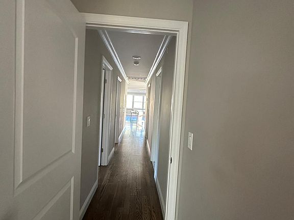 3rd image of 148 N 9th St #3