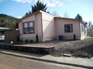219 Butte Creek Ln, Roseburg, OR 97470