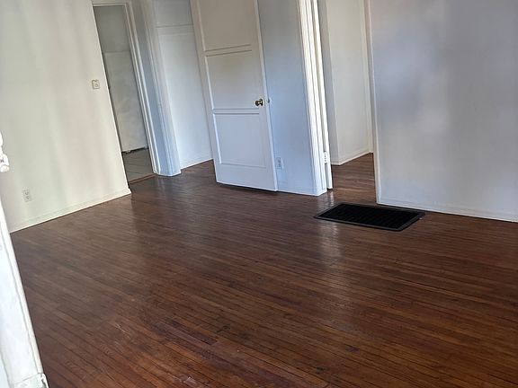 4th image of 4652 N Banner Dr APT 2