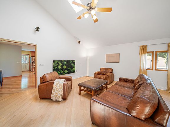 4th image of 16373 W Menna Ln
