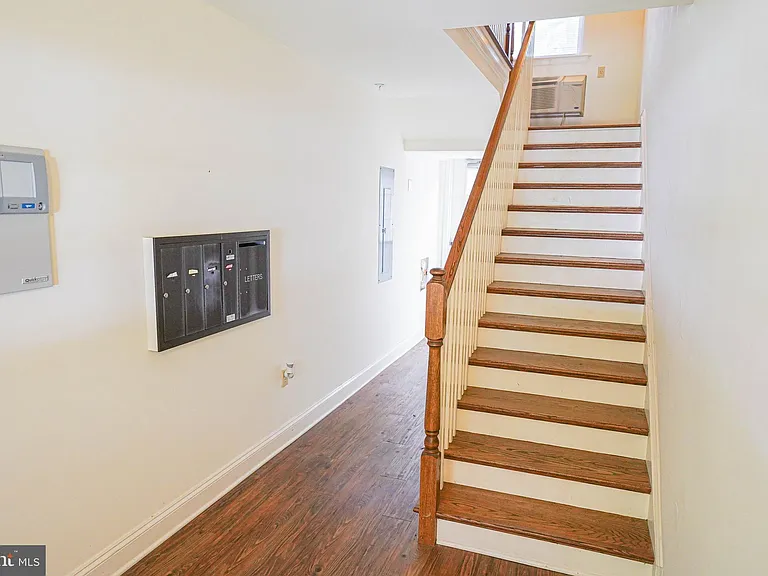 800 Travers St #5 — Photo 12