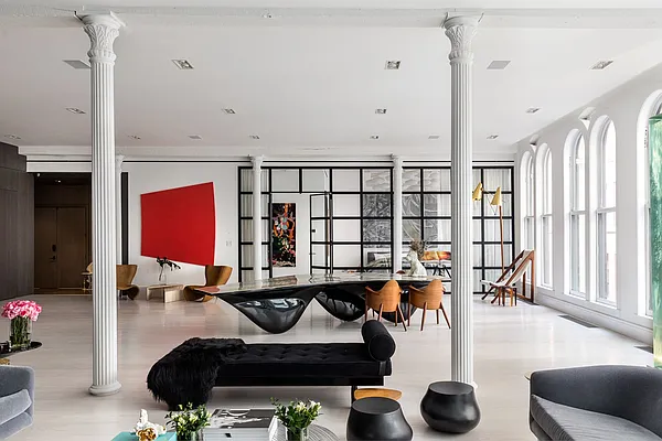 Sold by Compass | media 17