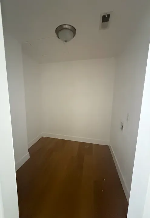 2 bed, 1.0 bath, 800 sqft, $895 — Photo 3