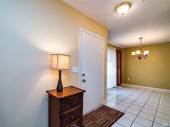 4th image of 2806 Foxwood Ct