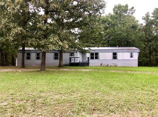 23142 Horizon Rd, Lebanon, MO 65536