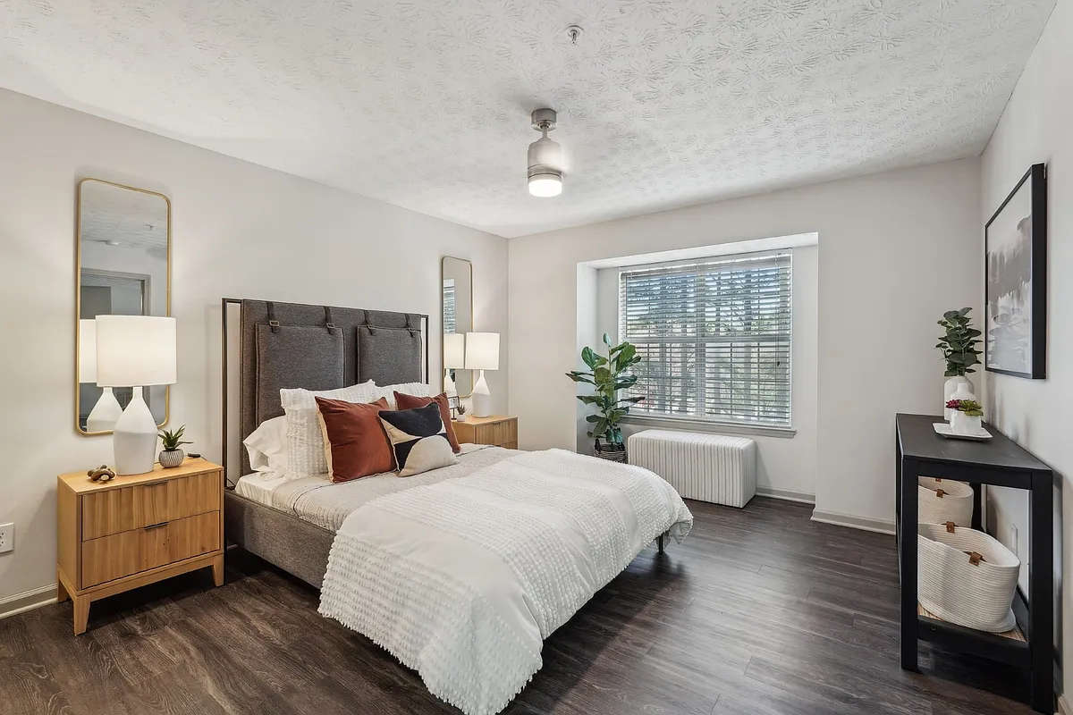 Spacious Bedroom at Gwinnett Pointe Apartments in Norcross, GA 30093 - Gwinnett Pointe