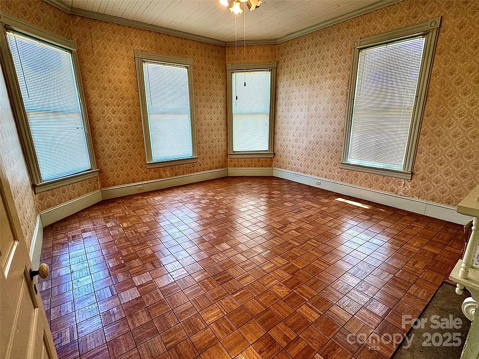 28th image of this home