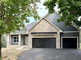 8001 Petunia St, Victoria, MN 55386