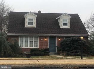 1033 Mahlon Dr, Leesport, PA 19533